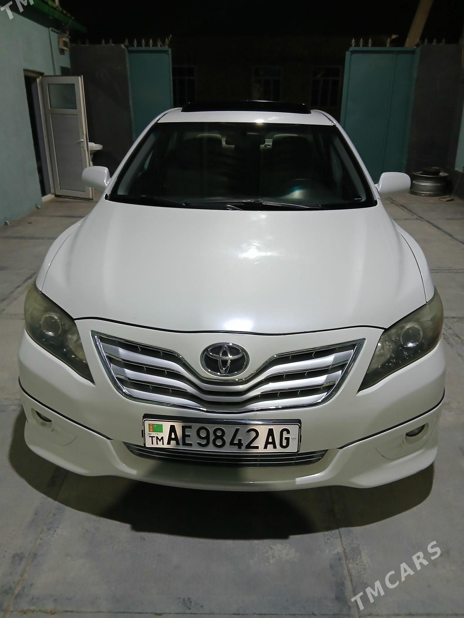 Toyota Camry 2011 - 220 000 TMT - Ашхабад - img 1