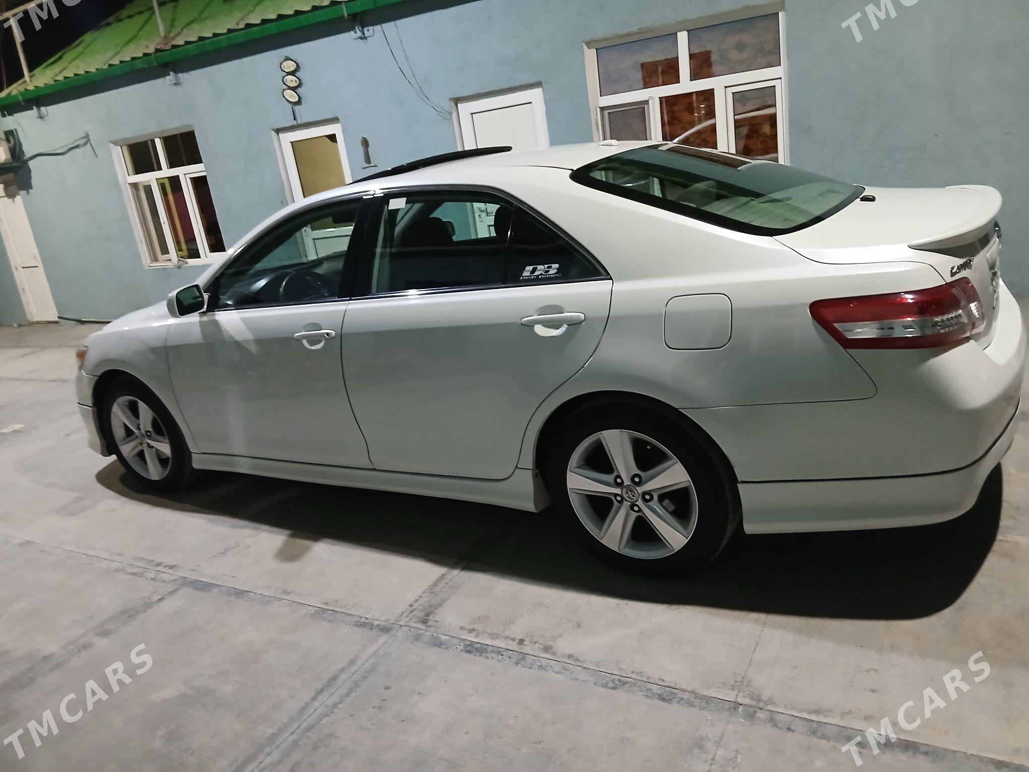 Toyota Camry 2011 - 220 000 TMT - Ашхабад - img 4