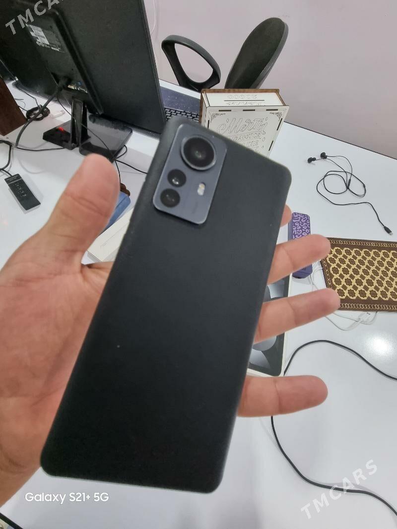 Xiaomi 12 Pro 12/256 - Гумдаг - img 3