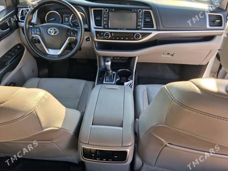 Toyota Highlander 2019 - 450 000 TMT - Балканабат - img 4