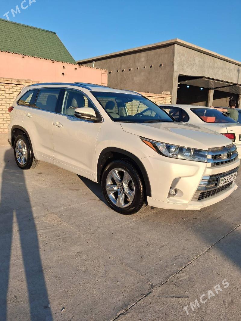 Toyota Highlander 2019 - 450 000 TMT - Балканабат - img 6