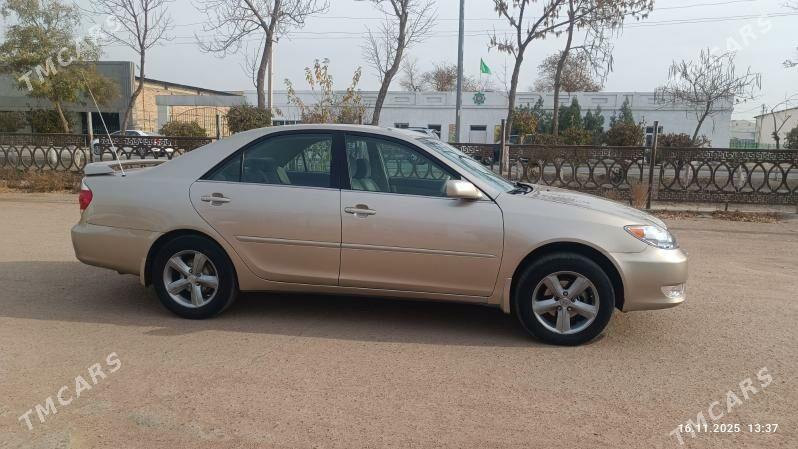 Toyota Camry 2005 - 180 000 TMT - Дашогуз - img 4