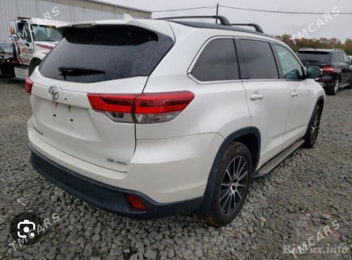 Toyota Highlander 2017 - 500 000 TMT - Мары - img 8
