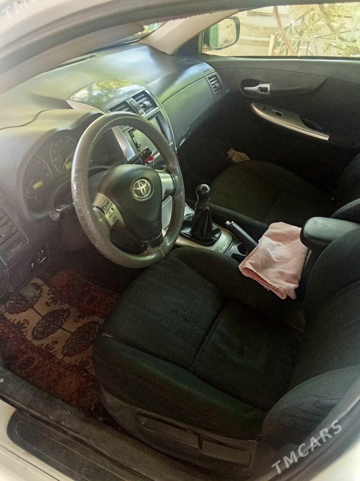 Toyota Corolla 2010 - 160 000 TMT - Теджен - img 9