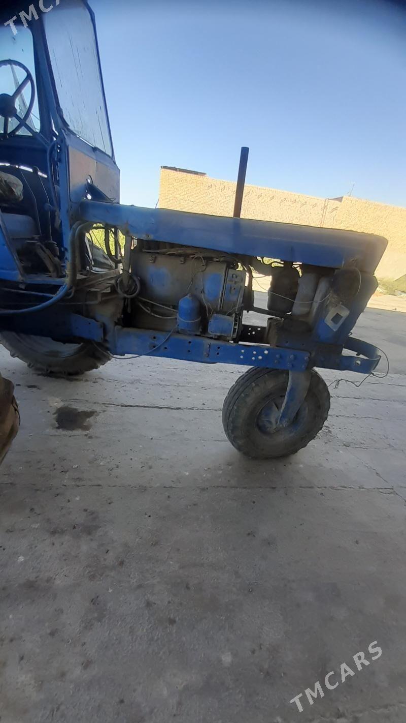 MTZ T-28 1980 - 15 000 TMT - Türkmenabat - img 3