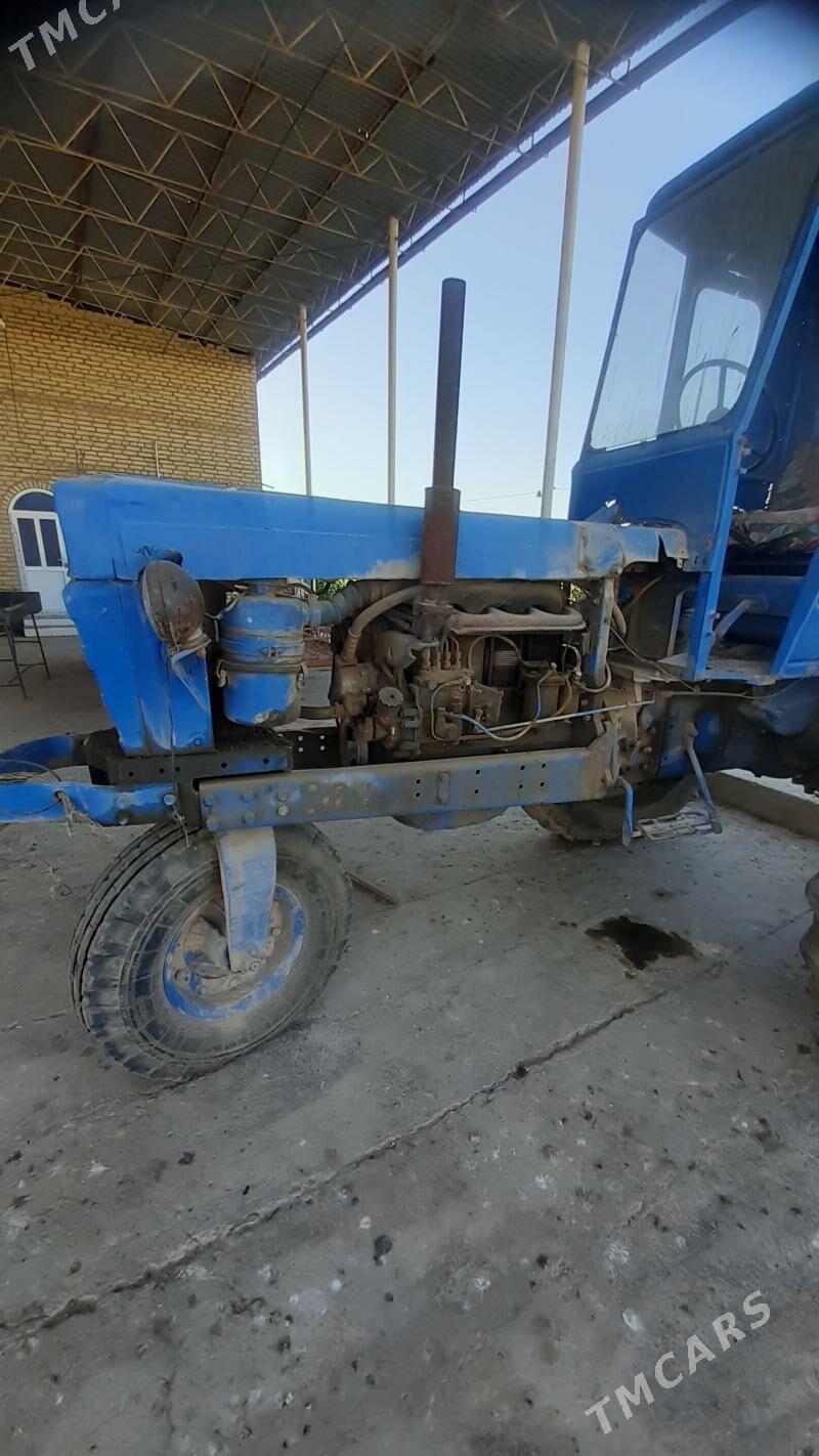 MTZ T-28 1980 - 15 000 TMT - Türkmenabat - img 2