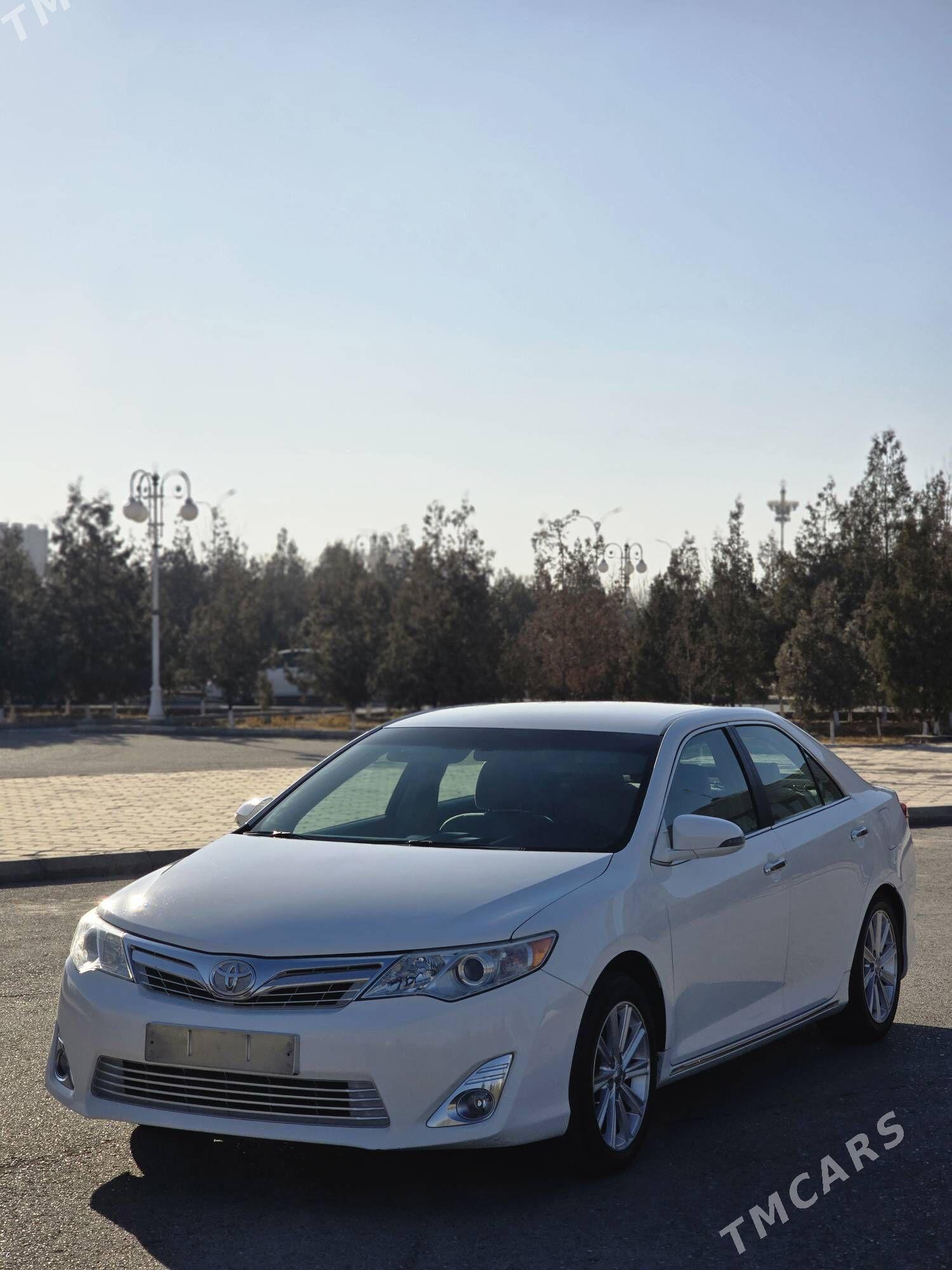 Toyota Camry 2013 - 255 000 TMT - Дашогуз - img 2