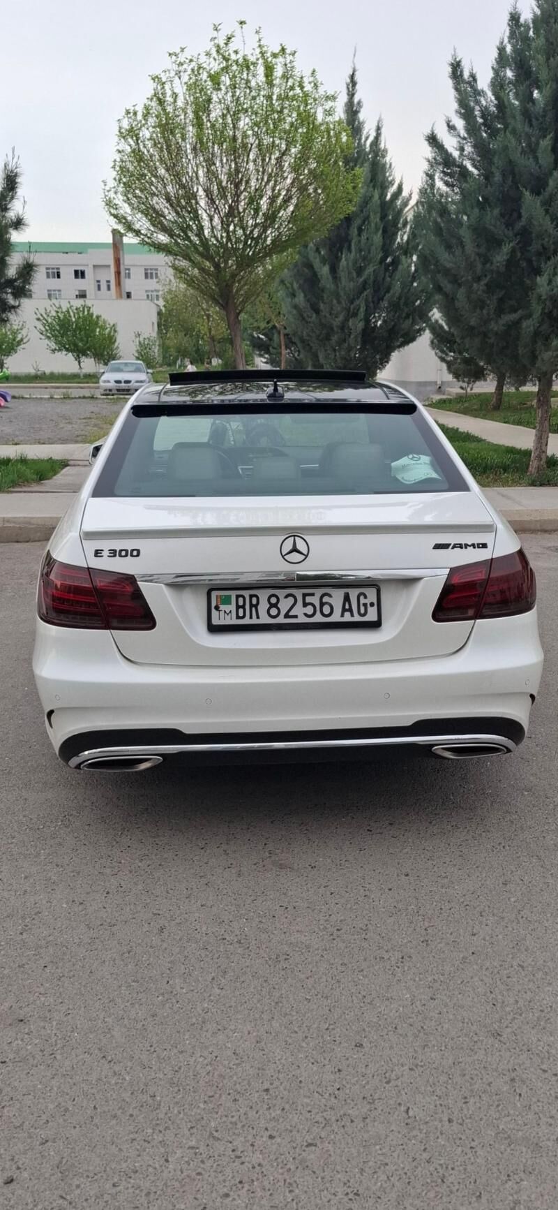 Mercedes-Benz E300 2011 - 330 000 TMT - Aşgabat - img 6