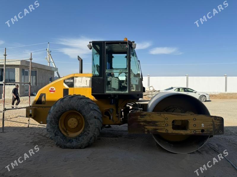 Caterpillar Dozer 2013 - 750 000 TMT - Ашхабад - img 3