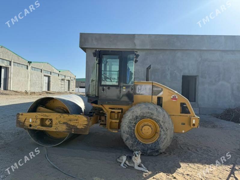 Caterpillar Dozer 2013 - 750 000 TMT - Ашхабад - img 2