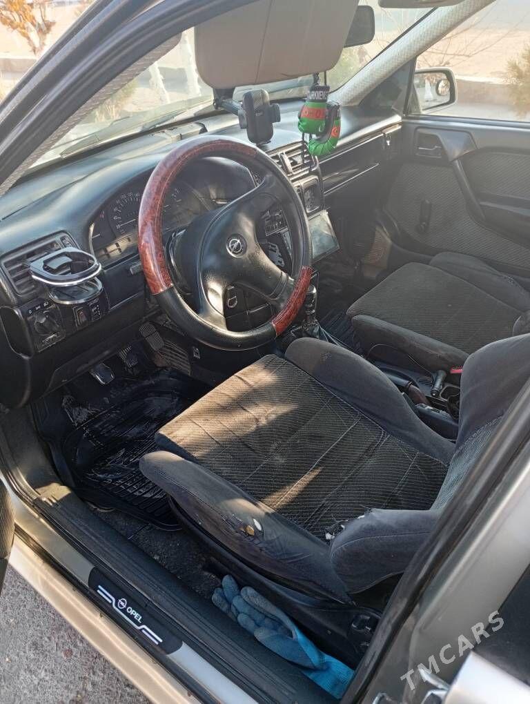 Opel Vectra 1993 - 35 000 TMT - Şabat etr. - img 8