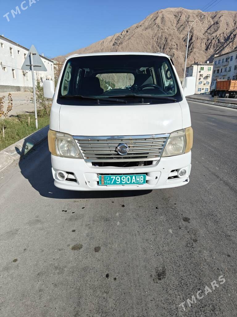 Nissan Urvan 2012 - 130 000 TMT - Балканабат - img 4