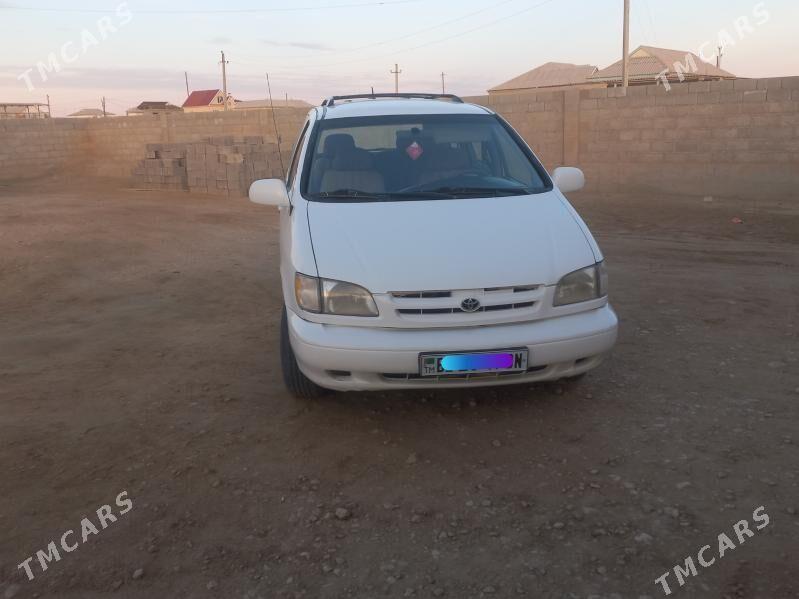 Toyota Sienna 1999 - 130 000 TMT - Эсенгулы - img 8