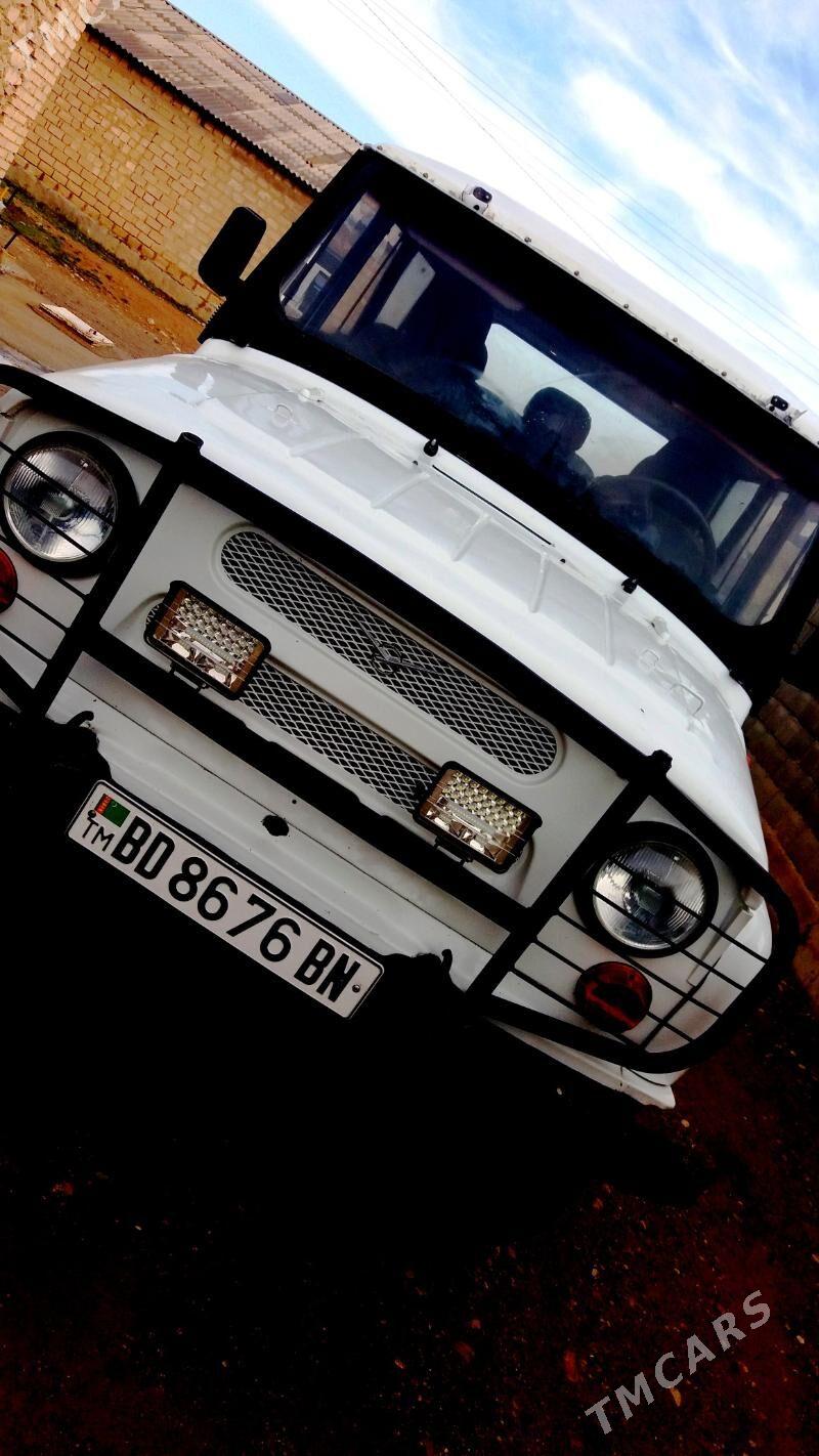 UAZ 469 2001 - 50 000 TMT - Gyzylarbat - img 3