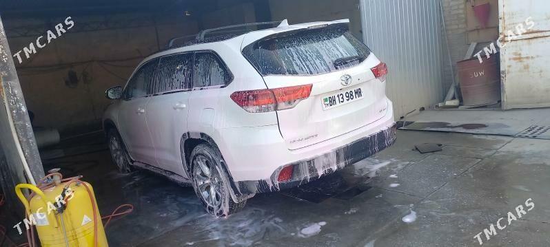 Toyota Highlander 2017 - 490 000 TMT - Мары - img 4