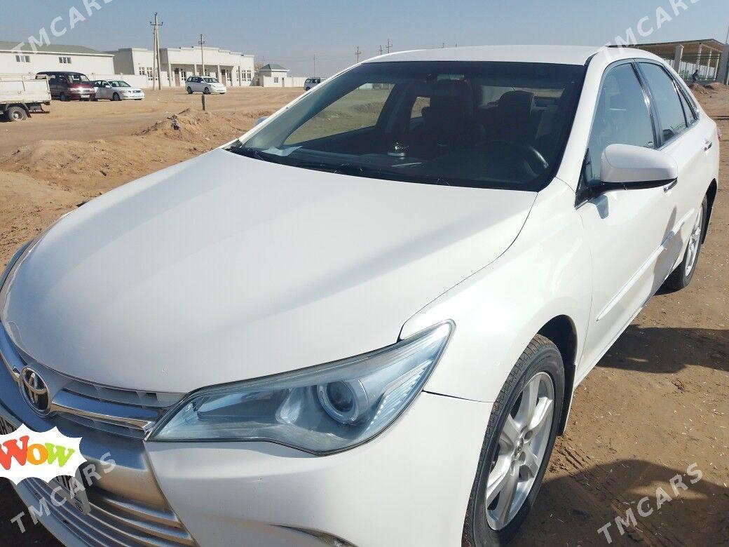 Toyota Camry 2017 - 240 000 TMT - Мары - img 2