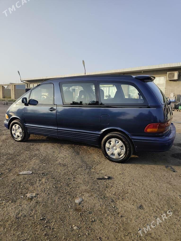 Toyota Previa 1992 - 70 000 TMT - Çärjew - img 4