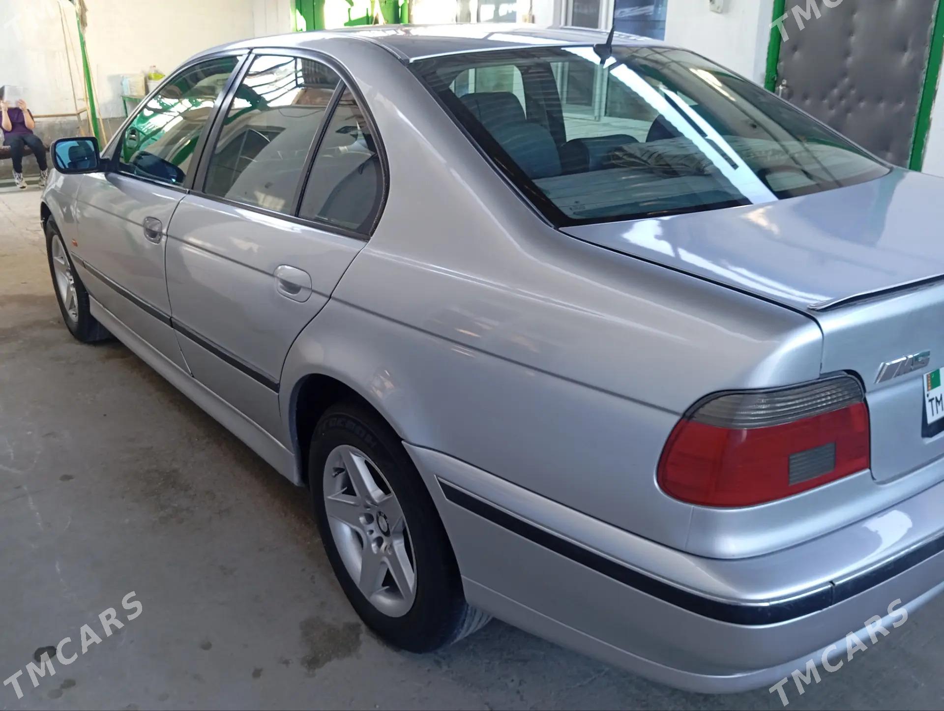 BMW E39 1998 - 95 000 TMT - Балканабат - img 6
