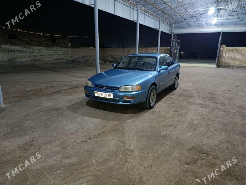 Toyota Camry 1993 - 75 000 TMT - Векильбазар - img 1