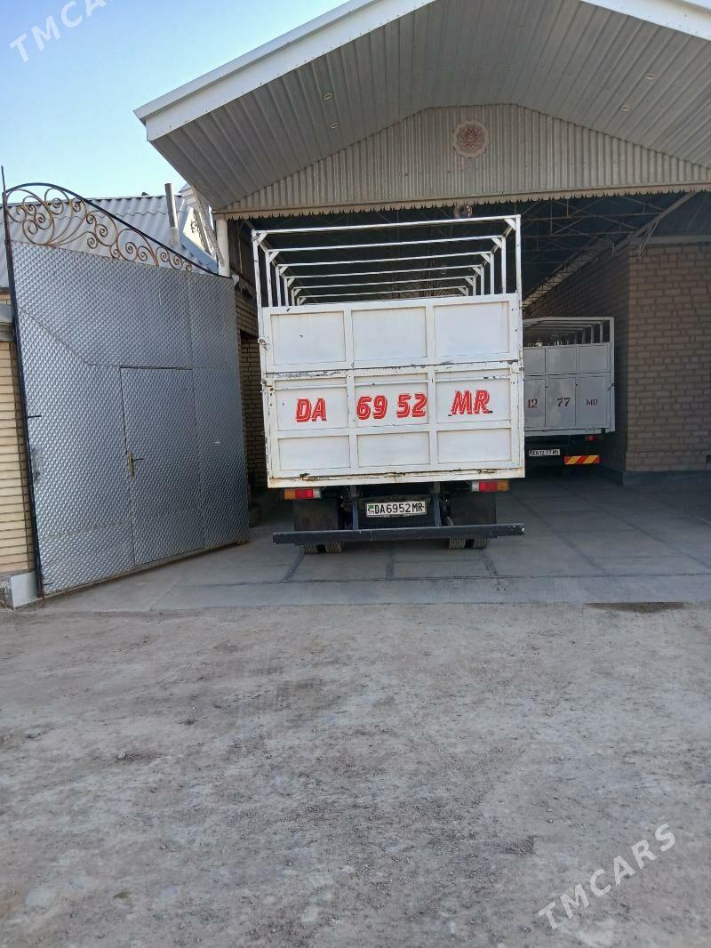 Mitsubishi Canter 2013 - 370 000 TMT - Мургап - img 3