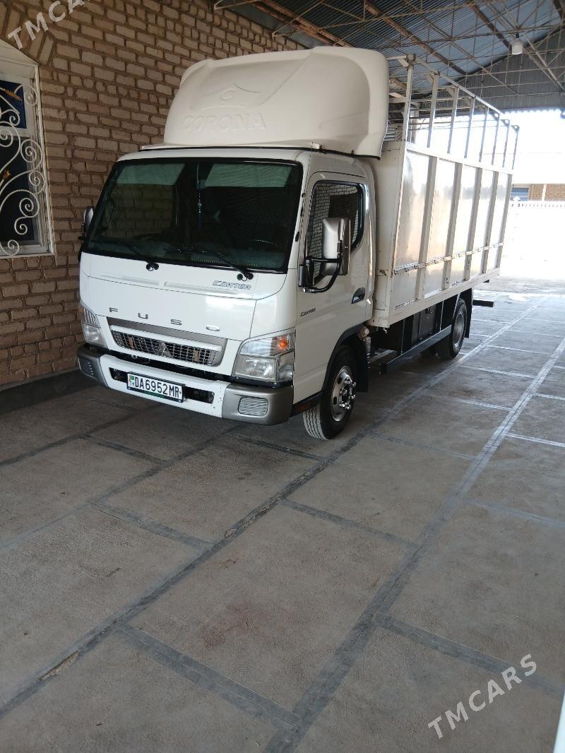 Mitsubishi Canter 2013 - 370 000 TMT - Мургап - img 2
