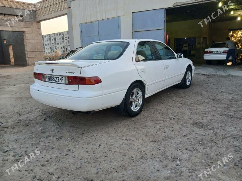 Toyota Camry 2001 - 127 000 TMT - Байрамали - img 6