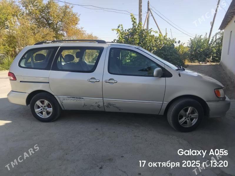Toyota Sienna 2002 - 135 000 TMT - Görogly (Tagta) - img 3