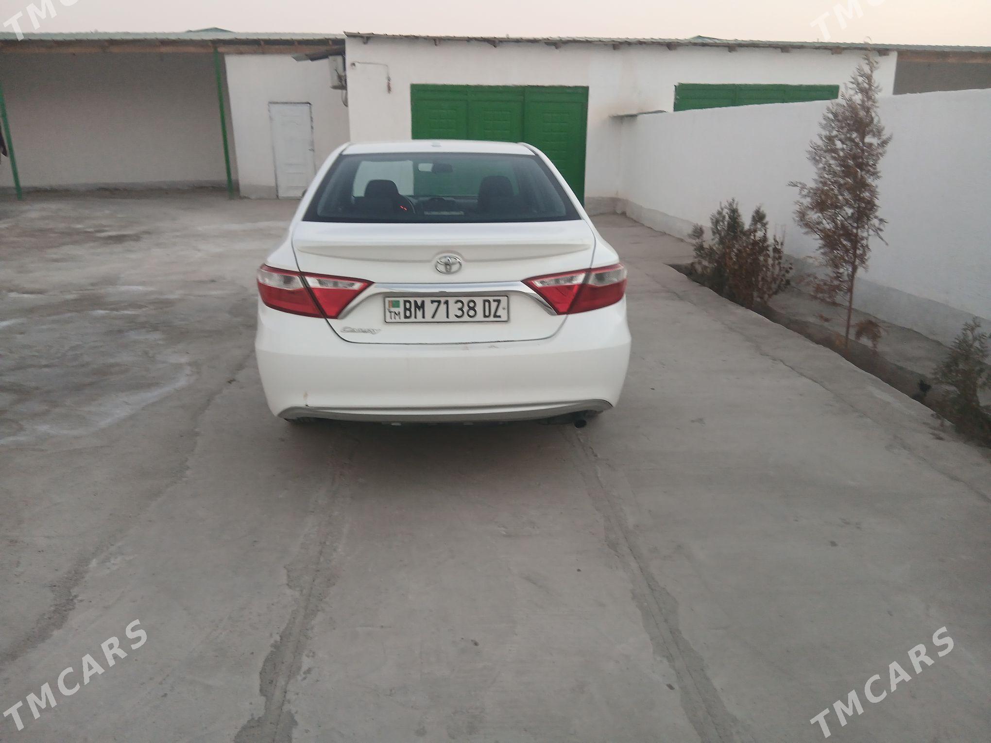 Toyota Camry 2016 - 260 000 TMT - Кёнеургенч - img 4
