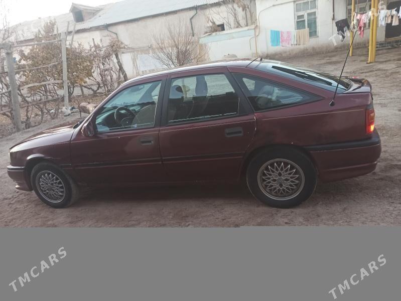 Opel Vectra 1991 - 26 000 TMT - Дашогуз - img 2