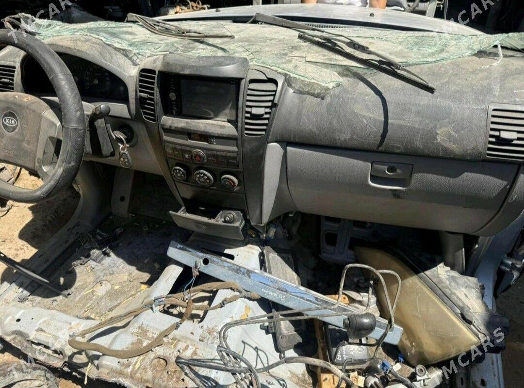 Kia Sorento 2004 - 110 000 TMT - Мары - img 10