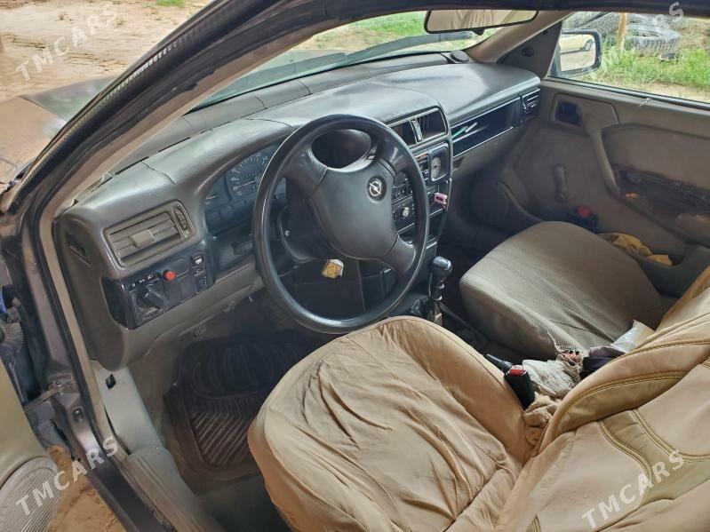 Opel Vectra 1992 - 20 000 TMT - Ёлётен - img 5