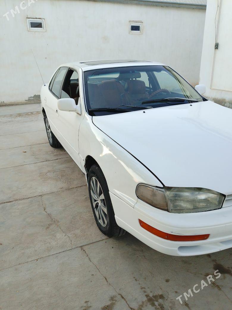 Toyota Camry 1992 - 78 000 TMT - Baýramaly - img 2