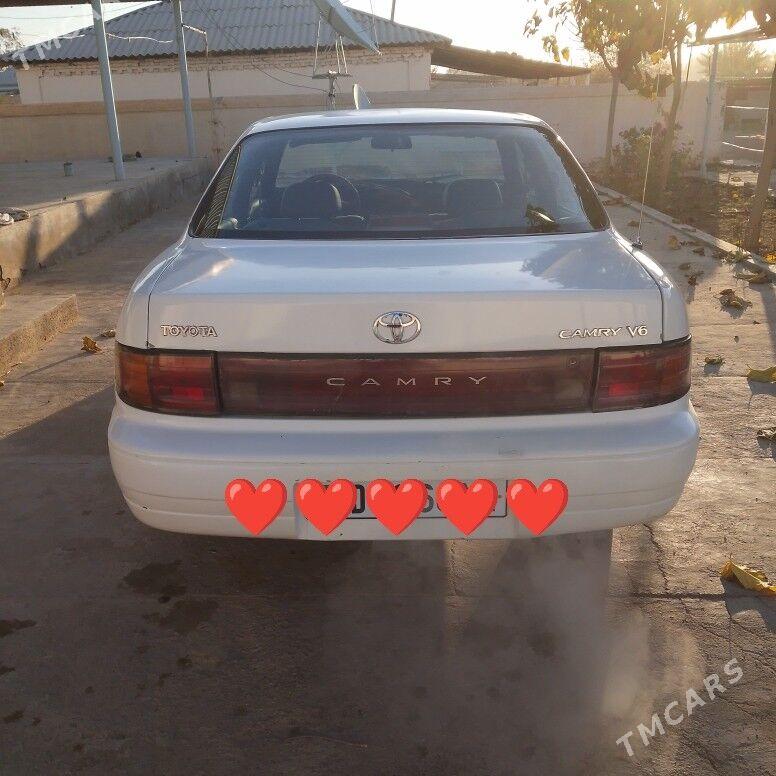 Toyota Camry 1992 - 78 000 TMT - Baýramaly - img 7