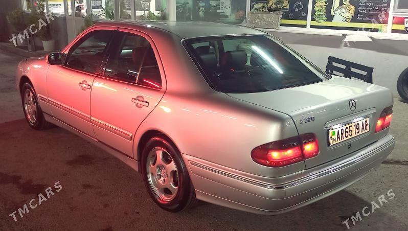 Mercedes-Benz E320 2000 - 155 000 TMT - 30 mkr - img 2