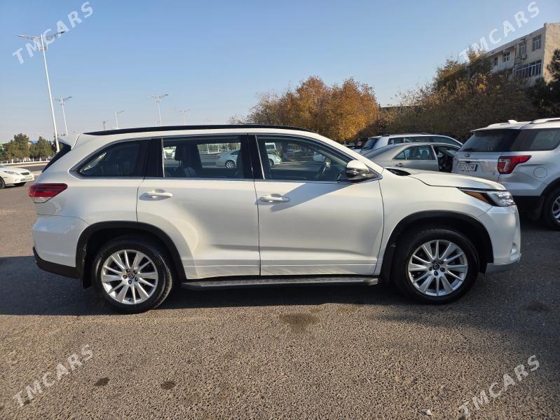 Toyota Highlander 2017 - 340 000 TMT - Мары - img 3