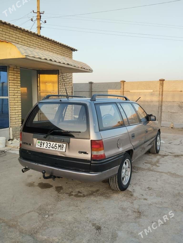 Opel Astra 1992 - 52 000 TMT - Mary - img 5