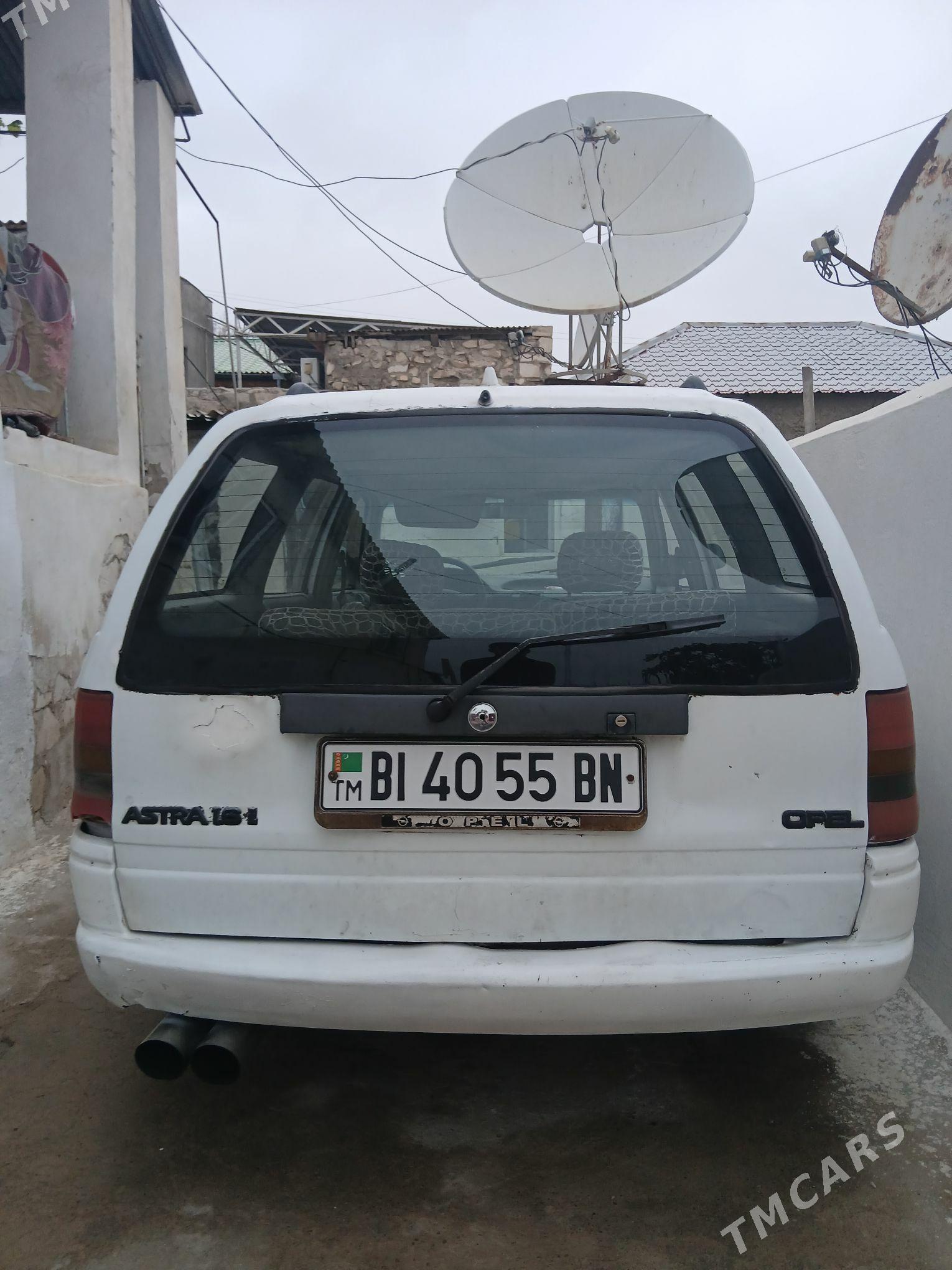 Opel Astra 1992 - 26 000 TMT - Туркменбаши - img 3
