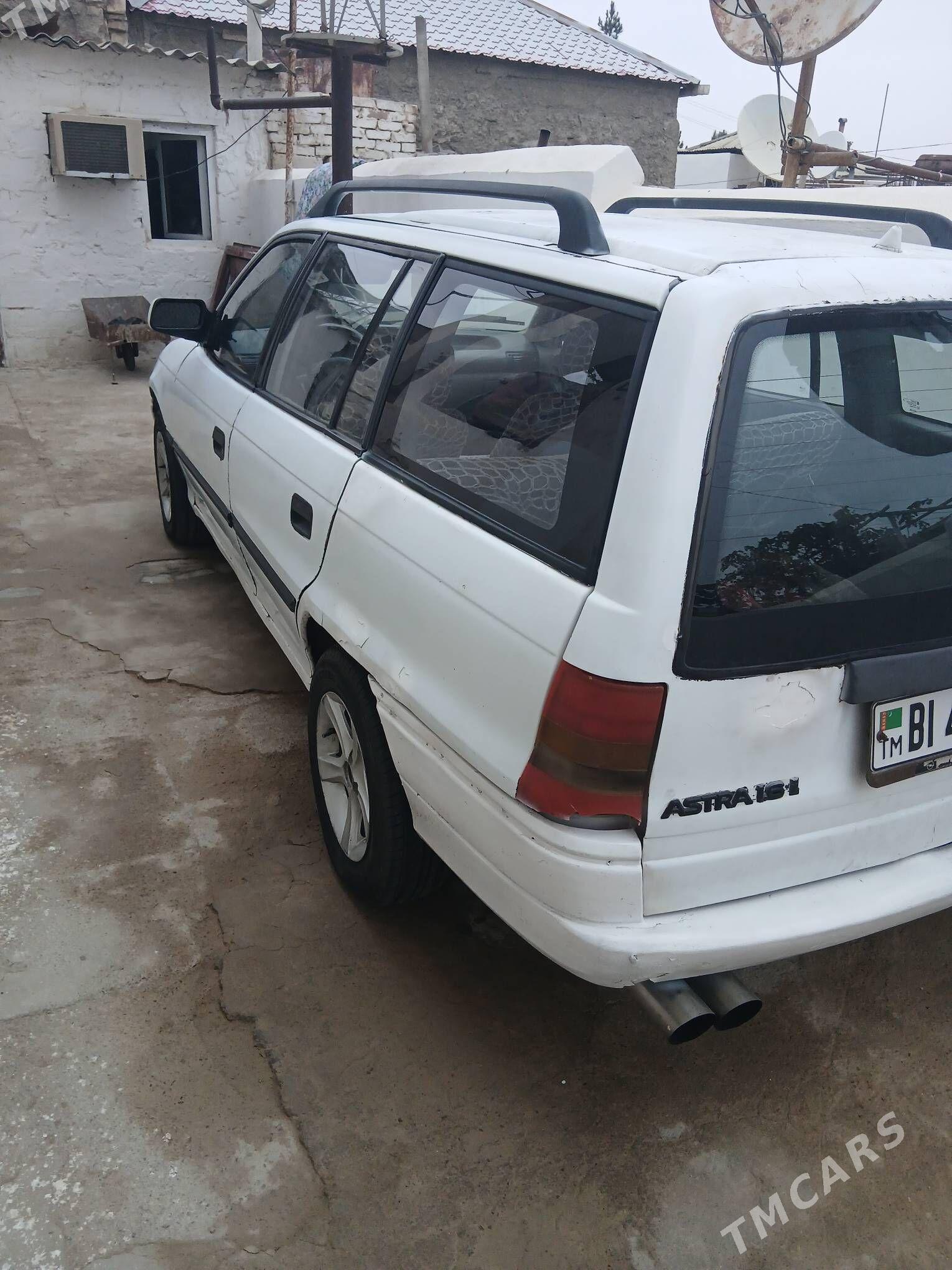 Opel Astra 1992 - 26 000 TMT - Туркменбаши - img 2
