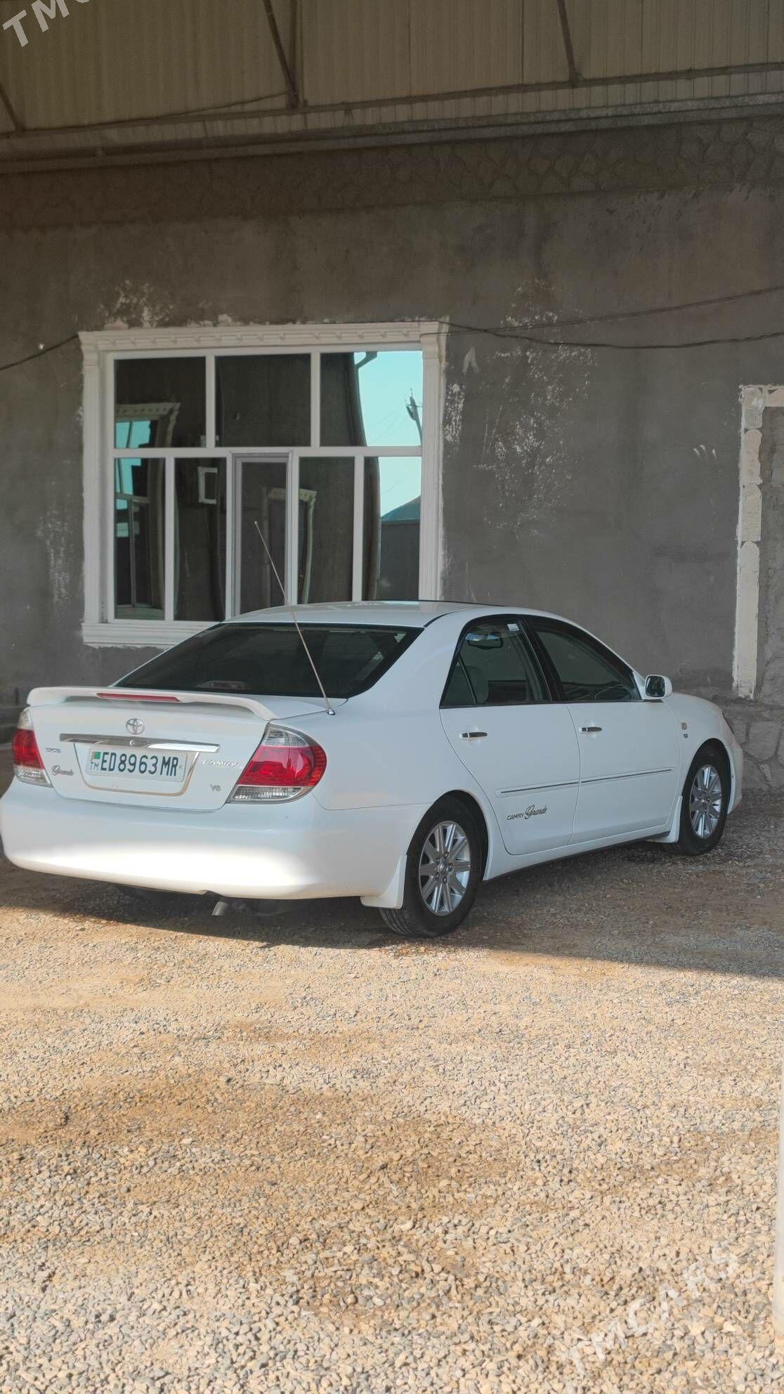 Toyota Camry 2004 - 190 000 TMT - Mary - img 2