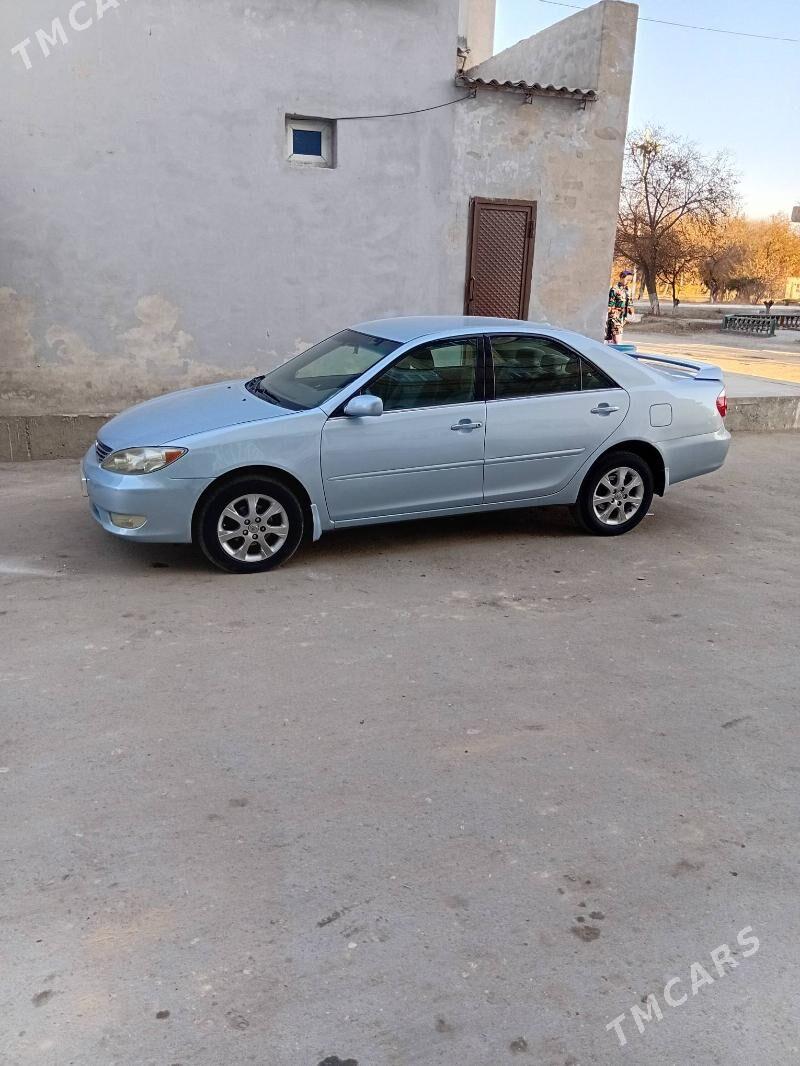Toyota Camry 2005 - 185 000 TMT - Газаджак - img 2