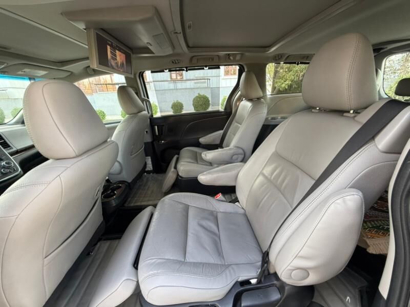 Toyota Sienna 2016 - 422 000 TMT - Aşgabat - img 7