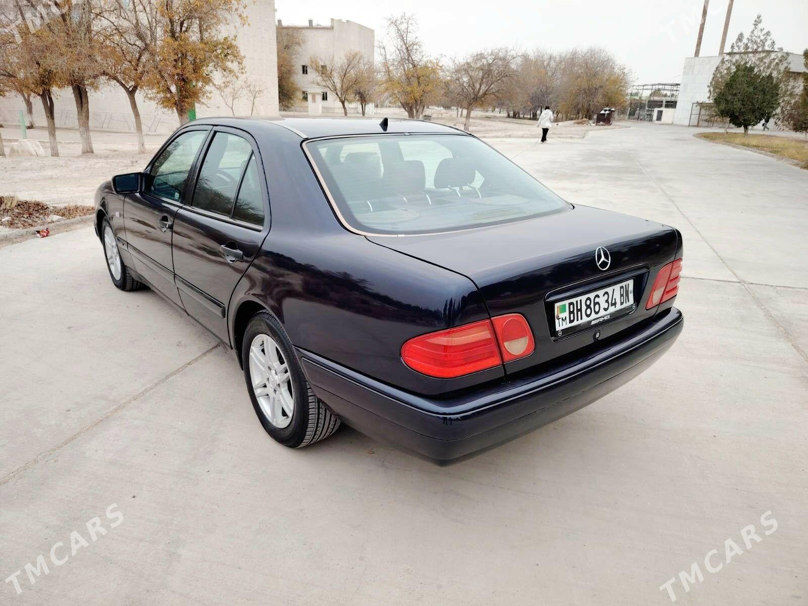 Mercedes-Benz C320 1999 - 95 000 TMT - Балканабат - img 4