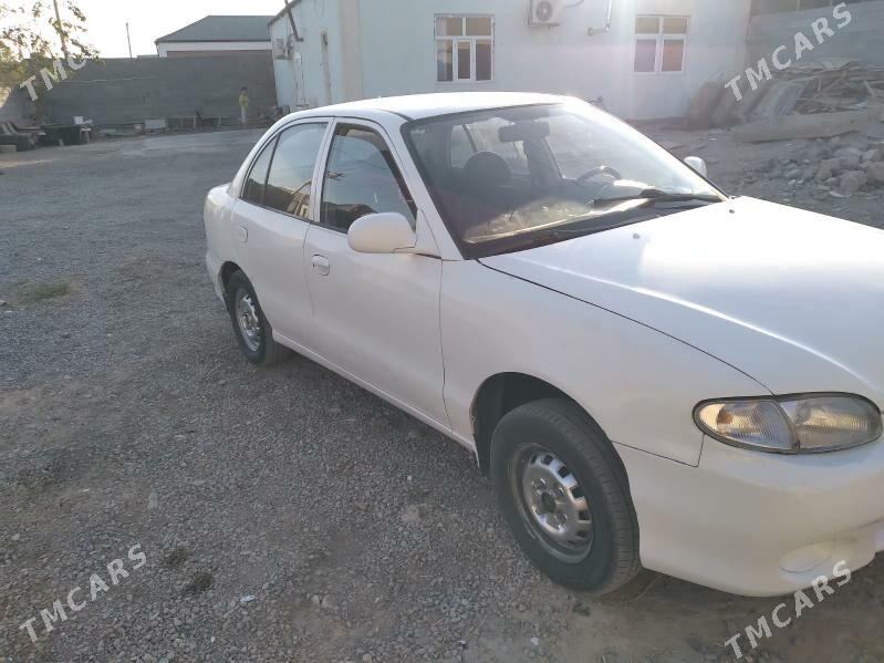 Hyundai Accent 1998 - 27 000 TMT - Бузмеин - img 4