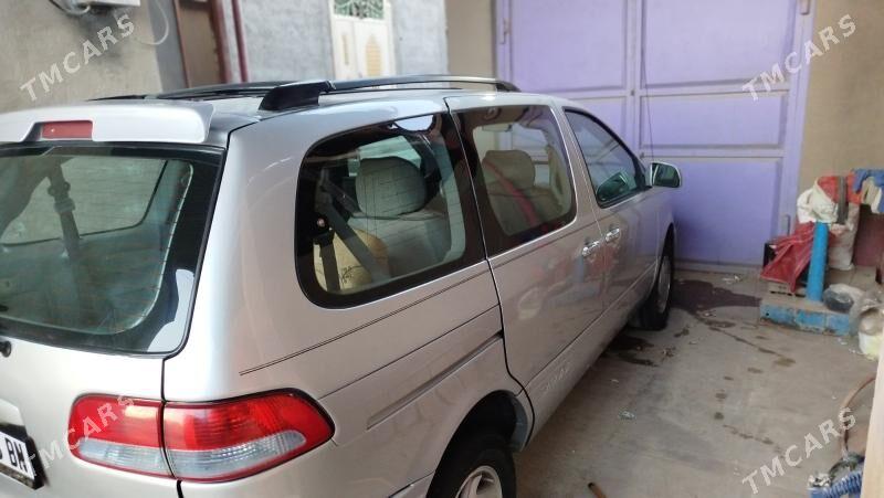 Toyota Sienna 2002 - 170 000 TMT - Гумдаг - img 1