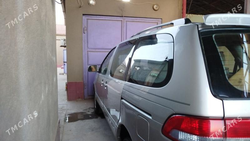 Toyota Sienna 2002 - 170 000 TMT - Гумдаг - img 2