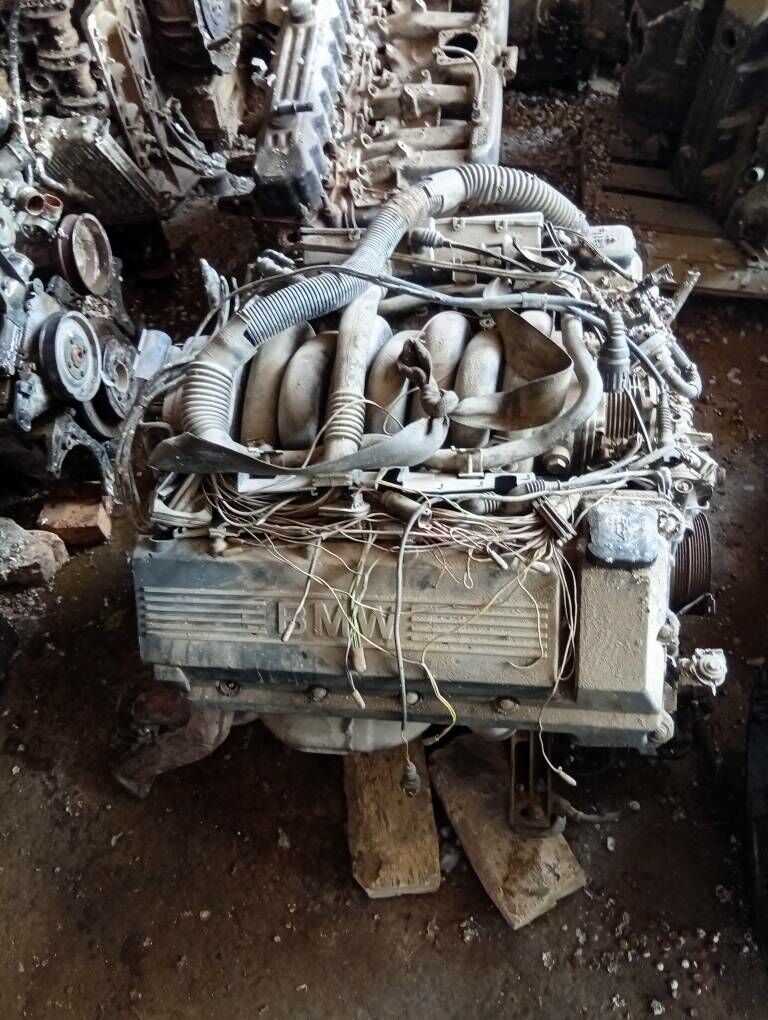 BMW 8 silindr motor geldi 24 000 TMT - Türkmenabat - img 2
