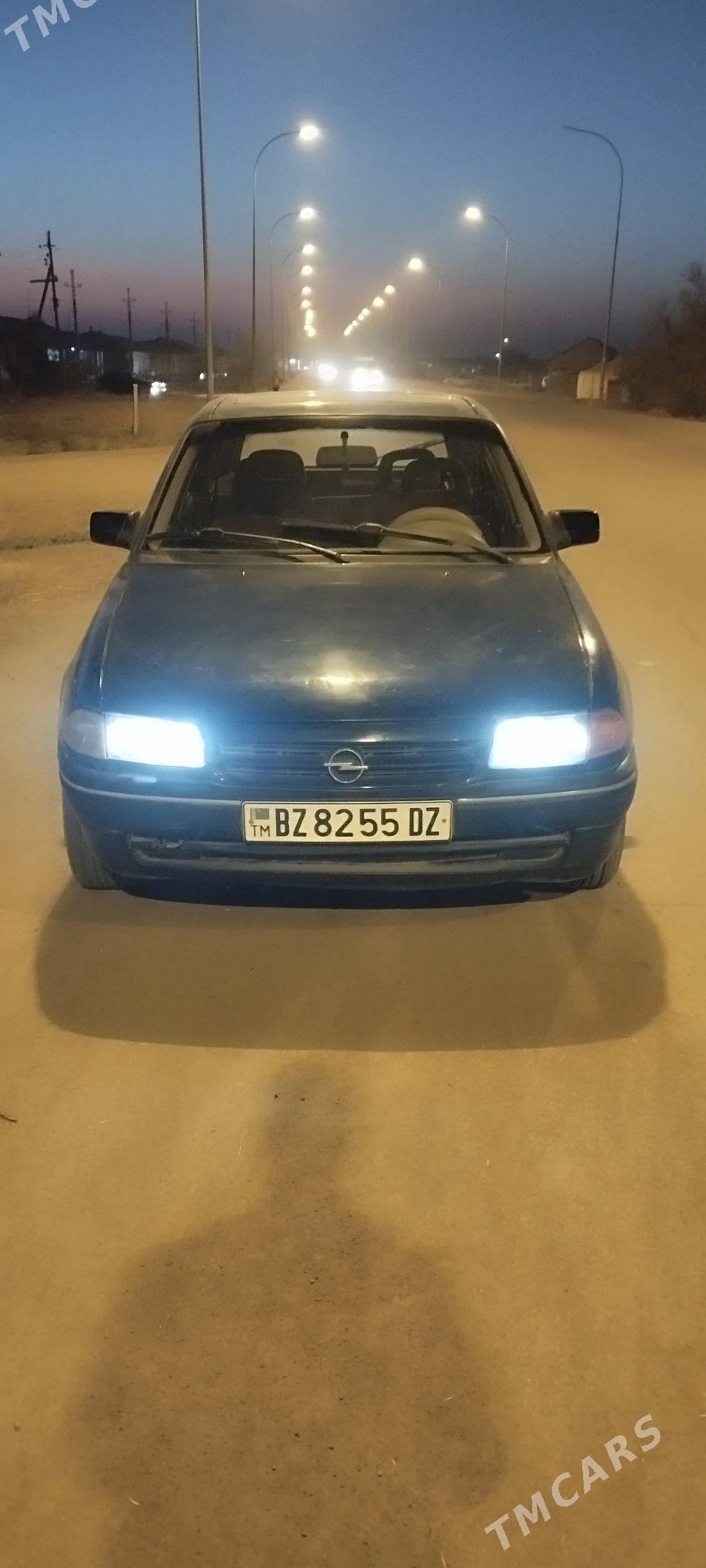 Opel Astra 1992 - 36 000 TMT - Болдумсаз - img 5