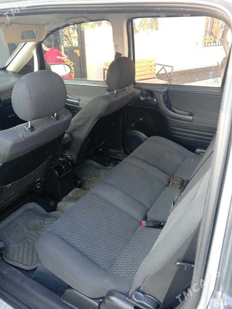 Opel Zafira 2003 - 116 000 TMT - Дашогуз - img 9