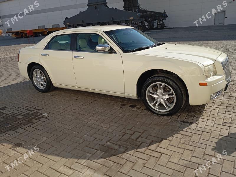 Chrysler 300 2006 - 80 000 TMT - Туркменбаши - img 2