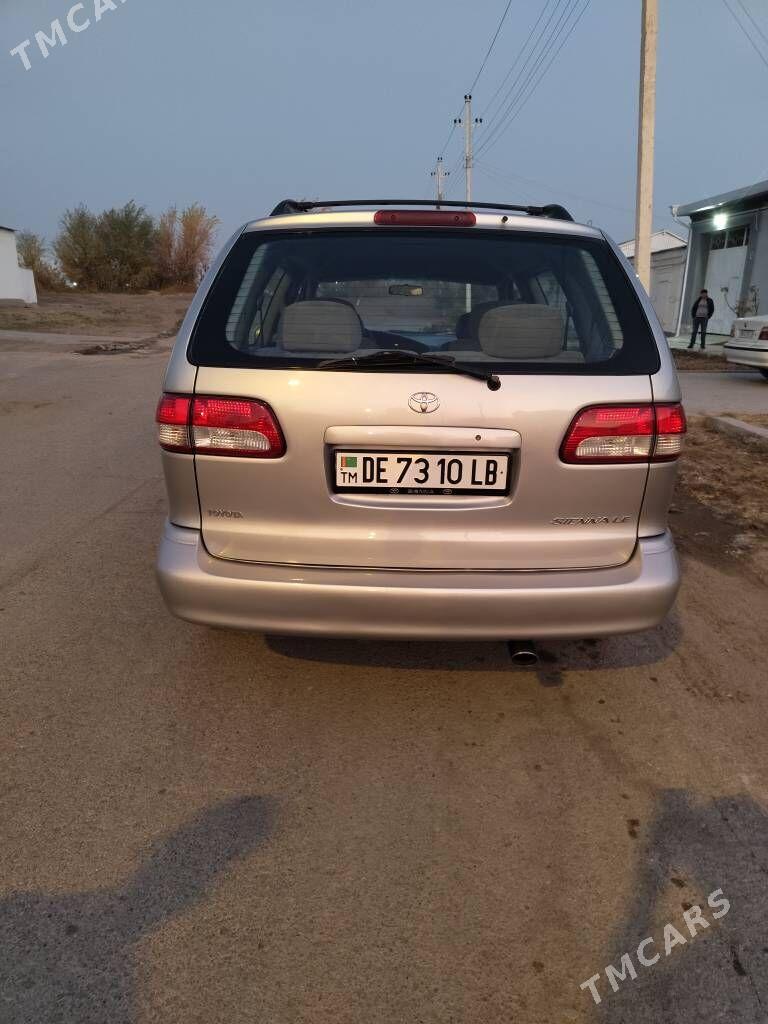 Toyota Sienna 2002 - 200 000 TMT - Türkmenabat - img 4